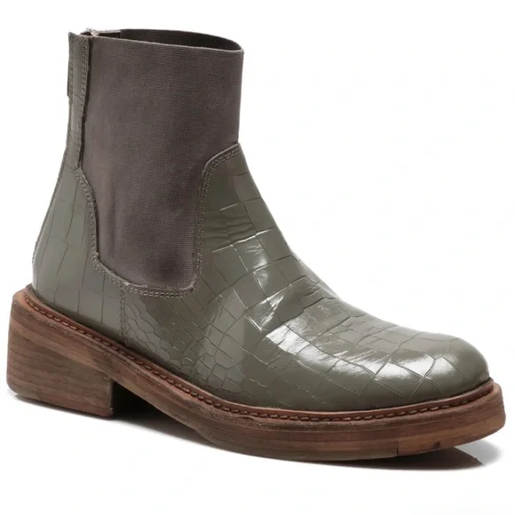 FP Arlo Santa Fe Chelsea Booties - Picture 2 of 12